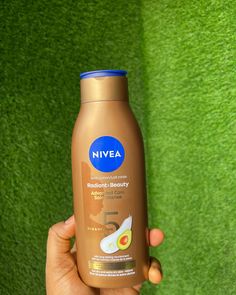 Nivea radiant plus beauty . . 6,000 . . To order . . ———————————— Whatsapp (click the link on bio) or call 08034594452 ___________________ Store walk in . . 📍 119, nta mgbuoba road by location junction flyover, beside rccg Passover parish, port harcourt rivers state Skincare Products, Click The Link, Face And Body, Lotion