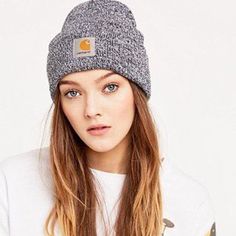 New Stock Black & White Womans Carhartt Hat Cap Beanie Unisex Perfect For Winter Authentic Merchandise Carhartt Headband, Womens Carhartt Beanie, Pink Carhartt Beanie, Carhartt Beanie Outfit, Carhartt Outfits, Bonnet Outfit, Black Carhartt Beanie, Bonnet Carhartt, Carhartt Cap