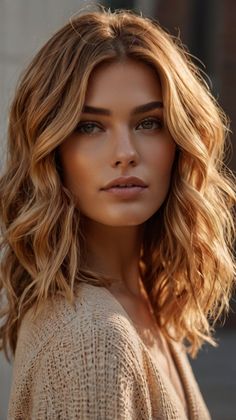 Is Balayage Blonde the Ultimate Fall Look Brassy Hair Color, Creamy Copper Hair, Green Eyes Hair Color Ideas, Copper Hair On Medium Skin Tone, Copper Hair Neutral Skin Tone, Copper And Blonde Highlights, Blonde With Copper, Intense Copper Blonde, Accent Braids