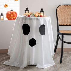 Spook up your home with these easy and affordable DIY Halloween decorations! 🎃👻 #DIYHalloween #HalloweenDecor #HalloweenDIY #DIYDecor #HalloweenCrafts #DIYProjects #HalloweenInspo #HalloweenIdeas #DIYHomeDecor" Halloween Candy Bowl, Dulces Halloween, Ghost Diy, Bowl Holder, Ghost Decoration, Easy Diy Halloween, Trunk Or Treat, Halloween Snacks