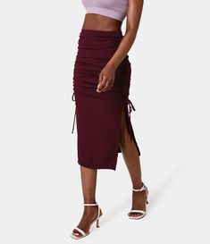 Midi Skirt Outfit Aesthetic, Casual Knit Skirt, Chic Mood Board, Skirt Outfits Aesthetic, Brown Suit, Ribbed Skirt, Midi Skirt Outfit