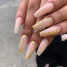 Nude And Gold Nails Coffin, Gold Coffin Acrylic Nails, Nude And Gold Nails, Nude Nails With Gold, Nude Coffin Nails, Gold Coffin Nails, Coffin Shaped Nails, Nails Marble