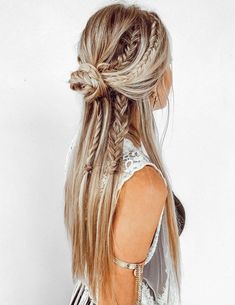 Chic Wedding Hairstyles, Wedding Guest Hairstyles, Festival Hair, Boho Braids, Half Up Half Down Hair, Long Straight Hair, Hairstyles For Long Hair, Wedding Hairstyles For Long Hair, Boho Hairstyles