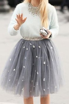 winter wedding - brides of adelaide magazine - winter wedding style (colour for… Sunday Dress, Paris Mode, Paris Fashion Week Street Style, Spring Street Style