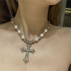 Pearl Type : Simulated-Pearl Metals Type : Copper Details: Necklace 42cm - Cross 3.8x4.8cm Style : Vintage, Luxury Cruise Jewelry, Goth Cross, Y2k Cross, Grunge Necklace, Pearl Cross Necklace, Jewelry Goth, Grunge Accessories, Goth Necklace, Neck Jewelry