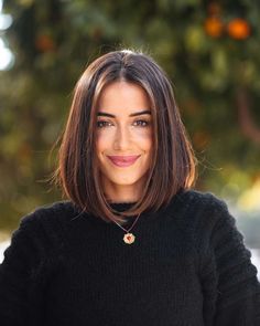 Olivia Culpo Hair, Long Bob Cuts, Hair Tint, Hair Fixing, Haircut Inspiration, Girl Haircuts, Medium Hair Cuts