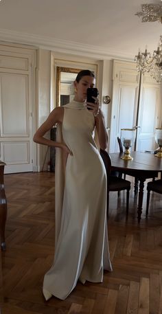 Beauty And The Beast Wedding Dresses, Outfit Formal Mujer, Money Dress, Money Fashion, Elegant Styles, Gala Dresses, Glam Dresses, Business Casual Outfits, Looks Style