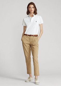 Work Polo Shirt Outfit Women, Outfits With Light Blue Jeans, Women Polo Shirt Outfit, White Polo Shirt Outfit, Polo Shirt Ralph Lauren