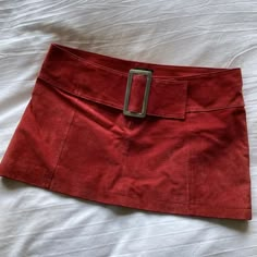 #fashion Vintage Wet Seal, Mini Red Skirt, Red Mini Skirt Outfit, 70s Mini Skirt, Vintage Mini Skirts, Mini Skirt Sewing, 60s Mini Skirt, Wet Seal Outfits, Vintage Mini Skirt