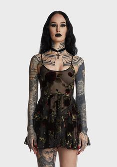 base Girly Goth Outfits, Goth Shoes, Vinyl Clothing, Velvet Rose, Pride Outfit, Kawaii Dress, Hope Is, Gothic Outfits