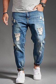 Summer Outfit Jeans, Designer Jeans Men, Jeans Pants For Men, Stylish Men Wear, Mens Designer Jeans, Jean Short Outfits, Men Jeans Pants, Men Fashion Casual Shirts, Mens Fashion Inspiration