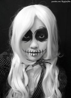 Female Jack Skellington, Jack Skellington Makeup, Skellington Makeup, Halloween Makeup Diy, Christmas Makeup Look, Cool Halloween Makeup, Nightmare Before Christmas Halloween