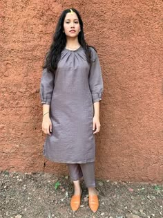 Plain Kurti Designs, डिजाइनर कपड़े, Silk Kurti Designs, Kurti Sleeves, New Kurti Designs, New Kurti