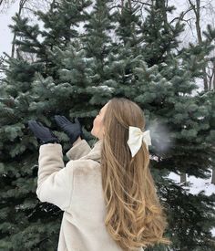 Pony Hairstyle, Half Pony, Snow Photoshoot, Winter Princess, Snow Girl, Winter Photoshoot, Winter Inspo, Snow Outfit, I Love Winter