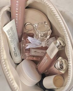 aurora aesthetic | sleeping beauty Makeup Bag Essentials, Clean Beauty Products, Pink Lifestyle, Pretty Skin Care, Pretty Skin, Pink Girly Things, Luxury Makeup, Blair Waldorf, Makeup Items