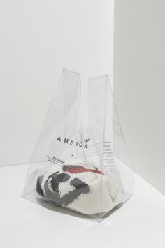 透明なバッグに，シンプルなロゴを印刷する Pochette Diy, Clear Tote Bags, Eco Bag, Good Girl, Clear Bags