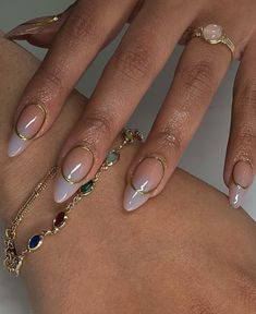 Edgy Nails, Classy Acrylic Nails, Manicure Ideas, Press Ons, Girls Nails, Minimalist Nails, Luxury Nails