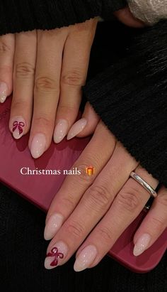 #lojsanwallin #nails #christmas Christmas Nails 2023, New Years Eve Nails, Summery Nails, Classic Nails, Nails Christmas, Christmas Nails Acrylic, Nails 2023