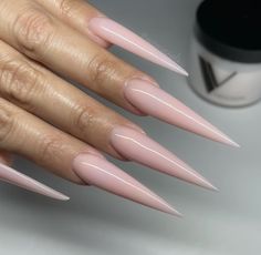 Stilleto Y2k Nails, Stilleto Pink French Tip, Y2k Stilletos Nails, Nude Pink Stiletto Nails, Long Acrylic Nails Stiletto Purple, Gold Stiletto Nails, Historical Tattoos, Blue Aesthetic Grunge, Stilleto Nails Designs