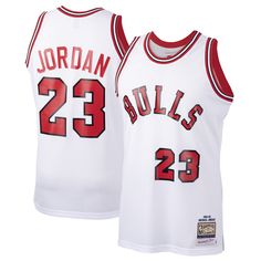 Michael Jordan Chicago Bulls Mitchell & Ness 1984-85 Hardwood Classics Rookie Authentic Jersey - White Check more at https://anzstyle.com/product/nba/chicago-bulls/michael-jordan-chicago-bulls-mitchell-ness-198485-hardwood-classics-rookie-authentic-jersey-white-1247/ Jordan Chicago, Michael Jordan Chicago Bulls, Jordan White, Nba Chicago Bulls, Jordan Red, Mitchell & Ness, Chicago Bulls