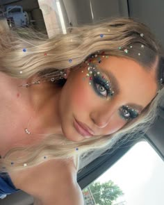 Karneval Diy, Taylor Swift Makeup, Taylor Swift Costume, Concert Makeup, Coldplay Concert, Taylor Outfits, Taylor Swift Party, Taylor Swift Tour Outfits