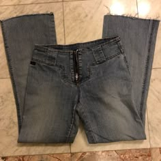 Brand New Condition Raw Hem Y2k Denim Jeans! So Cute And Flattering Y2k Washed Denim Jeans, Y2k Washed Denim Blue Jeans, Faded Denim Y2k Bottoms, Y2k Black Denim Flare Jeans, Y2k Distressed Dark Wash Bottoms, Colored Jeans, Denim Jeans, Straight Leg, Women Jeans