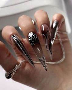 Nails July, Stiletto Nail Art, Black Acrylic Nails, Stiletto Nails Designs, Crazy Nails, Manicure Y Pedicure