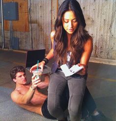 Lexa Y Clarke, Keegan Allen, Best Shows Ever, On Set, Serie Tv, Just In Case