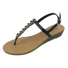 Women's Gem Fashion Sandals Black Size 11 Gender: female.  Age Group: adult. Cute Casual Clothes, Island Wear, Fashion Usa, Flat Gladiator Sandals, Tumblr Fashion, Women's Casual Style, Women Outfits, Fashion Sandals, Casual Clothes