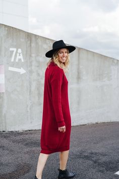 "Utah dress, Alpaca wool soft dress, Knitted red dress, Winter wool dress, Long knitted dress, Turtleneck dress, Loose fit wool dress Making time - 15 days (every knit is hand knitted * Name: Utah dress * Handmade * Colour: TOMATO 3900 * 100 % alpaca wool * Loose fit dress * Non allergic alpaca yarn * Length of the dress: 105 cm * Length of the sleeves: 65 cm The model is 178 cm height and is wearing size S (width of the dress in size S - 120 cm). Choose your size (your body measurements) : Size Red Ribbed Sweater Dress For Fall, Red Ribbed Sweater Dress For Winter, Red Ribbed Winter Dress, Ribbed Red Winter Dress, Ribbed Red Dress For Winter, Red Ribbed Long Sleeve Dress, Red Knitted Sweater Dress, Red Knit Winter Dress, Red Knit Dress For Fall