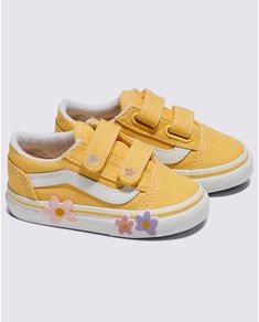 Toddler Old Skool V Shoe V Flower, Stylish Children, Realistic Baby Dolls, Shoes For Kids, Baby Fits, Flower Shoes, Baby Sneakers