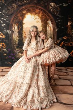 Mommy and Me rental Gowns Editorial Dress, Mother Daughter Poses, Poofy Dress, Gown Floral, Dress Couture, Couture Gown, Hoop Skirt, Studio Session, Floral Backdrop