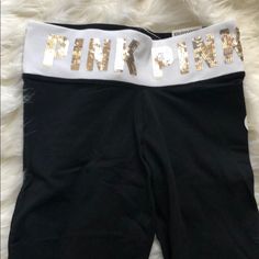 Black Victoria’s Secret Leggings With White And Gold Waist Band And Pocket On The Side Of The Leg A2 Oc Outfits, Leggings Outfit, Comfy Pants, Pink Victoria Secret, Pink Leggings, Secret Pants, Summer Clothes, On The Side, Waist Band