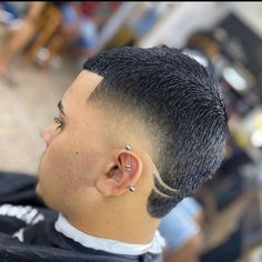 Haircuts Designs, Fade Haircut Designs, Men Fade Haircut Short, Short Fade Haircut, Cool Hair Designs, Gents Hair Style, Asian Haircut, Very Short Haircuts, Faded Hair