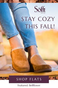 Most Comfortable Shoes For Women, Fall Shoes 2024, Fall Boots Women, Womens Fall Boots, 2023 Clothes, Autumn Shoes Women, Walking The Dog, Comfort Shoes Women, Sofft Shoes