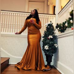 Gorgeous Rich Gold Formal Evening Gown. Long Sleeve, Size Large But Has Stretch To It. Floor-length Evening Dress For Fall Gala, Fall Wedding Maxi Evening Dress, Fall Wedding Maxi Length Evening Dress, Fall Wedding Fitted Gown, Fall Prom Gown, Floor-length, Floor-length Gown For Fall Prom, Evening Gown Long Sleeve, Gown Long Sleeve, Beautiful Evening Gowns