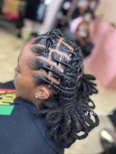 Afro Braided Hairstyles, Styles Short Locs, Braided Hairstyles Ponytail, Loc Ideas, Short Dreadlocks Styles, Hairstyles Braid, Dreads Girl