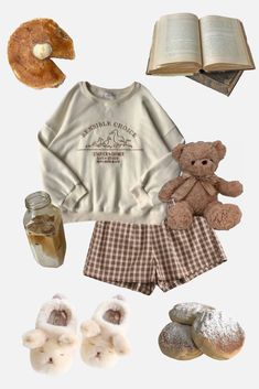 Pyjamas Aesthetic Winter, Coquette Boy Outfit, Sleep Outfit Aesthetic, Cottagecore Pajamas, Sleeping Outfits, Girly Christmas Gifts, Comfy Pajamas