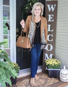 Cute Outfits For Women Over 50, Outfits Over 50 Women, Fashion Over 50 Women, Over 50 Fashion, 50 Is Not Old, Outfit Inspiration Women, Looks Jeans, Stylish Outfits For Women Over 50, Clothes For Women Over 50