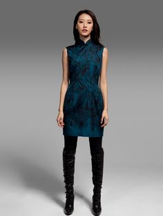 qipao inspired blue dress Black Qipao, Chinese Gown, Annie Rose, Fashion Chinese, Qi Pao, Modern Cheongsam, Rice Field, China Clothes