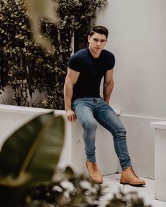 Jeans Trend, Mens Summer Outfits, Mens Casual Outfits Summer, Men With Street Style, Mens Fashion Smart, Trendy Mens Fashion, Hipster Mens Fashion, Brown Shoes