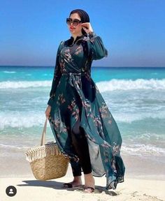 Sea Poses, Hijab Swimwear, Classy Swimwear, Burkini Swimsuit, White Lace Tunic, Best Summer Ever