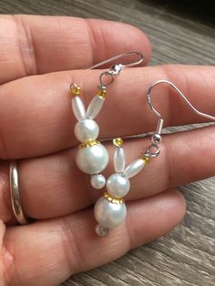 Just in time for Easter delivery - adorable bunny earrings.  From the cute little cotton tail to the tips of their colored ears. Bunny Earrings, Adorable Bunny, Cute Bunny, Wire Jewelry, Diy Sewing, Etsy Earrings, Dangle Drop Earrings, Pearl Earrings, Easter