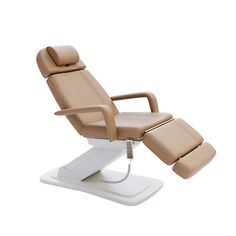 The footrest can be adjusted manually. The bed is able to lay flat as well as in a chair-like position. The armrests are very flexible and also removable. The cushion can be removed to reveal a face hole. Mobile Medspa, Wellness Spa Interior Design, Facial Room, Medi Spa, Clinic Decor, Spa Therapy, Spa Chair, Spa Equipment, Beauty Clinic