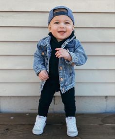 Fall Outfits Baby Boy, 6 Month Baby Outfits Boys, Winter Outfits Toddler Boy, Baby Boy Outfits 0-3 Months, Baby Boy Fall Outfits 6 Months, Baby Boy Family Pictures Outfit, Baby Boys Outfit Ideas, Winter Baby Boy Outfits, Toddler Winter Outfits Boy