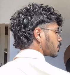 Curly Slick Hairstyles Men, Lesbian Curly Hair Short Hairstyles, Very Short Curly Hair Men, Curly Burst Fade Mullet, Short Curly Hair Fade, Mullet Hairstyle Curly Hair, Curly Mullet Fade, Hair Cuts For Men With Curly Hair, Mens Curly Mullet