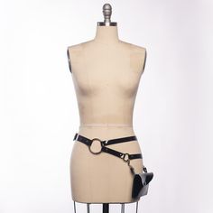 Pocket Hip Belt Body Harness Outfits, Thigh Bag, Hip Belt, Black Pvc, Gothic Accessories, Leather Harness, Fashion Belts, Bag Clips, Leather Work