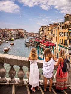 Solo Backpacking, Best Family Vacation Destinations, Venice Map, Beach Destinations, Backpacking Trip, International Travel Tips, Family Vacation Destinations