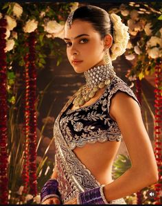 Gold Tissue Lehenga, Tissue Lehenga, Manish Malhotra Bridal, Best Indian Wedding Dresses, Zardosi Embroidery, Indian Wedding Outfit, Indian Bride Outfits, Latest Model Blouse Designs, Velvet Blouse