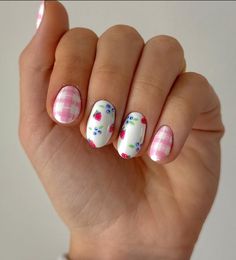 Cute Pattern Nails, Summer Nails For Beginners, Summer Manicure Short Nails, Love Shack Fancy Inspired Nails, Simple Neutral Summer Nails, Crocette Nails, Nantucket Nails, Fruit Short Nails, Fruit Nail Ideas